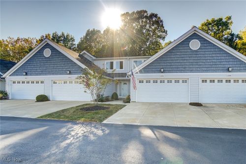 1256 Canyon View Rd, Northfield, OH, 44067-2257 | Card Image