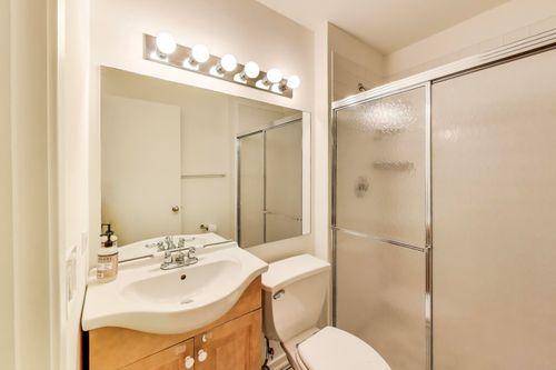 apt-215-1728 N Damen Ave, Chicago, IL, 60647-5532 | Card Image
