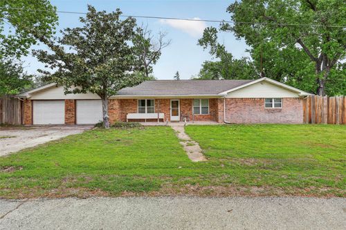 702 El Camino Real, Chico, TX, 76431-1943 | Card Image