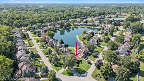 48150 Lake Valley Dr, Shelby Township, MI, 48317-2121 | Card Image