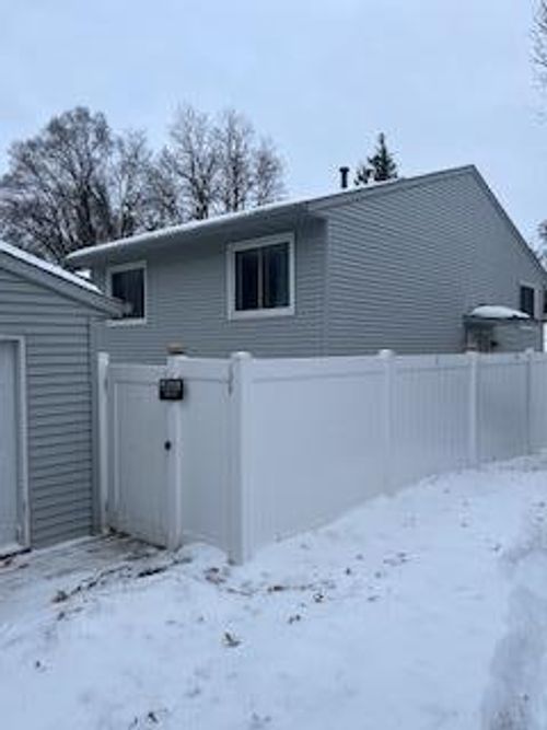 7843 Rimbley Rd, Woodbury, MN, 55125-1643 | Card Image