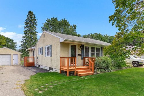 6920 Cleve Ave, Inver Grove Heights, MN, 55076-2122 | Card Image