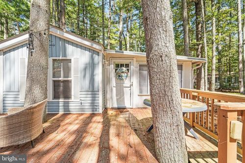 46-135 Thompson Ln, EGG HARBOR TWP, NJ, 08234-7026 | Card Image