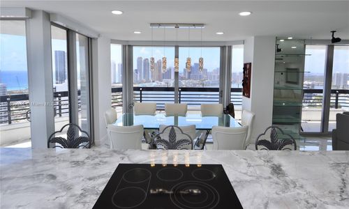 apt-3906-3500 Mystic Pointe Dr, Aventura, FL, 33180-2587 | Card Image