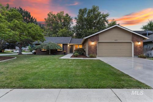 423 E Carter, Boise, ID, 83706 | Card Image