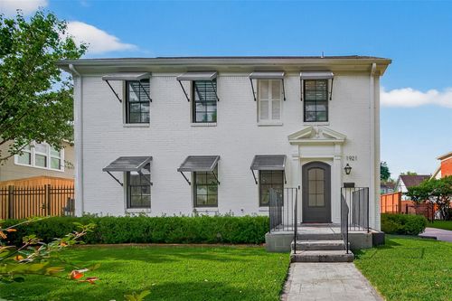 1921 Banks St, Houston, TX, 77098-5405 | Card Image
