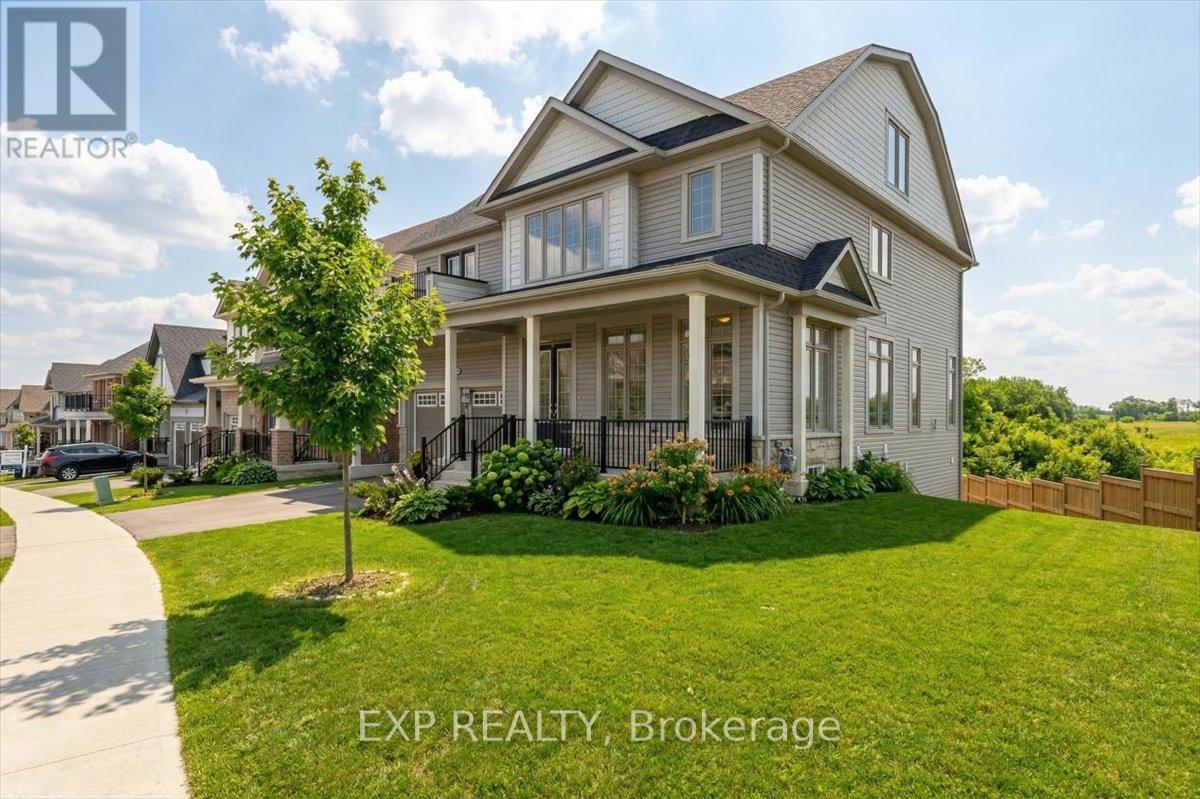Residential in Centre Wellington (Fergus) 2