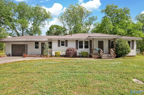 606 Martin Ave, Boaz, AL, 35957-1516 | Card Image