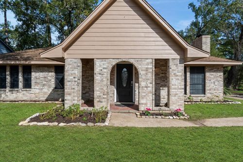 2126 Eagle Point Rd, Crosby, TX, 77532-3245 | Card Image