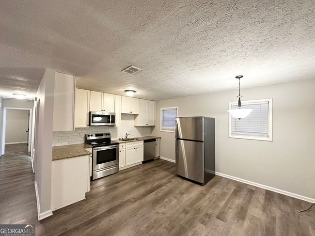 3507 Sage Dr, House other with 3 bedrooms, 2 bathrooms and null parking in Lithia Springs GA | Image 5