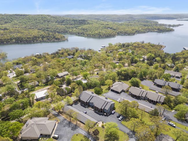 Table Rock Lake Condo | Image 35