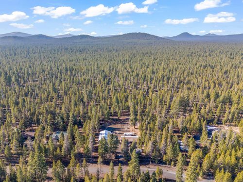 52925 Shady Ln, La Pine, OR, 97739-9551 | Card Image