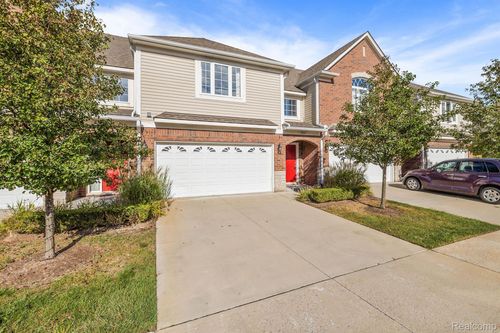 6227 Windemere Ln, Shelby Township, MI, 48316-5379 | Card Image