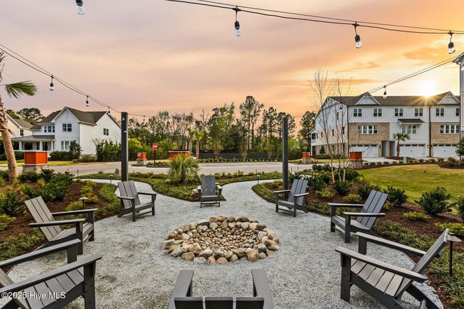 819 Anchors Bend Way, Townhouse with 3 bedrooms, 3 bathrooms and 2 parking in Wilmington NC | Image 8