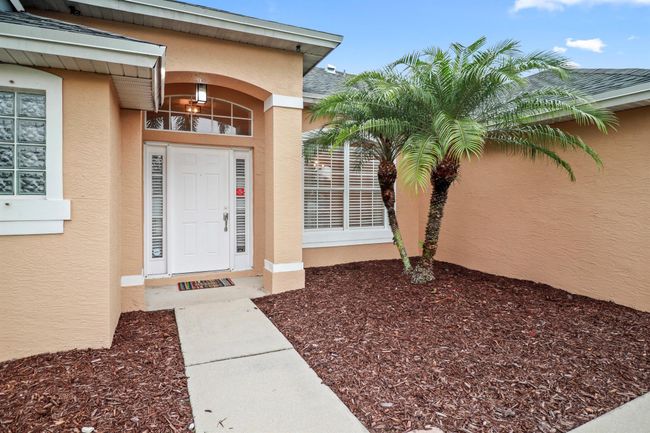 3218 Sw Crumpacker St, House other with 3 bedrooms, 2 bathrooms and null parking in Port Saint Lucie FL | Image 6