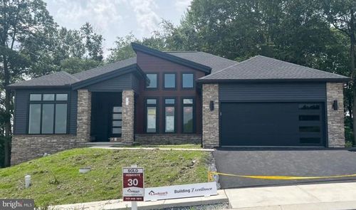125 Copper Ridge Dr, NEWMANSTOWN, PA, 17073-9051 | Card Image
