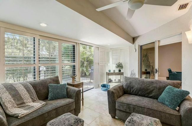 6778 Versailles Ct, Condo with 2 bedrooms, 3 bathrooms and null parking in Lake Worth FL | Image 19