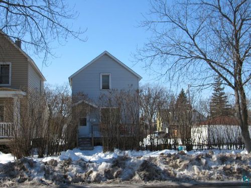 517 Grand Ave, Superior, WI, 54880-1216 | Card Image