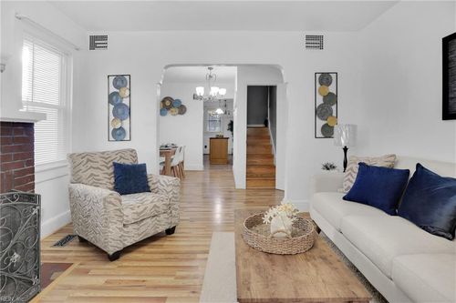 1614 Richmond Ave, Portsmouth, VA, 23704-4440 | Card Image