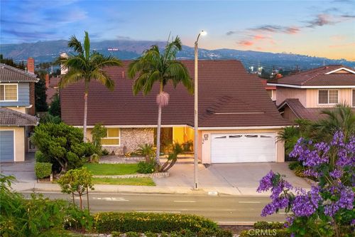 724 N Montebello Blvd, Montebello, CA, 90640-2502 | Card Image