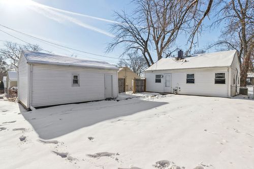 5216 N Roberts Rd, Peoria Heights, IL, 61616-5151 | Card Image