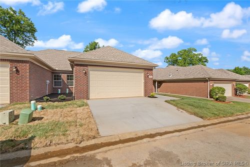 1234 Elizabeth Ln, Jeffersonville, IN, 47130-6449 | Card Image