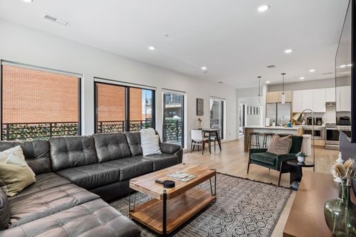 apt-201-635 7th Ave S, Nashville, TN, 37203-5028 | Card Image