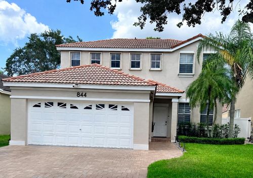 844 Falling Water Rd, Weston, FL, 33326-3553 | Card Image