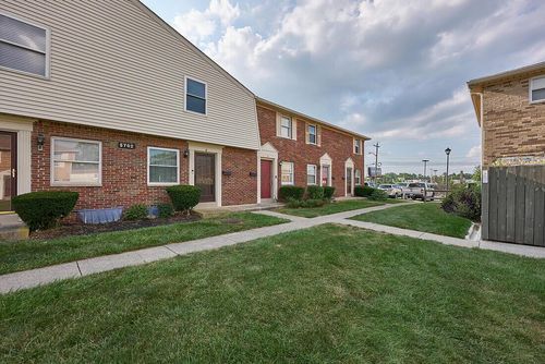 f-5762 Pine Tree St W, Columbus, OH, 43229-3781 | Card Image