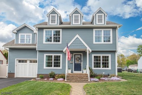 29 Van Duyne Ave, Wayne, NJ, 07470-4704 | Card Image