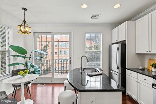 508 Governors Ct, PHILADELPHIA, PA, 19146-5221 | Card Image