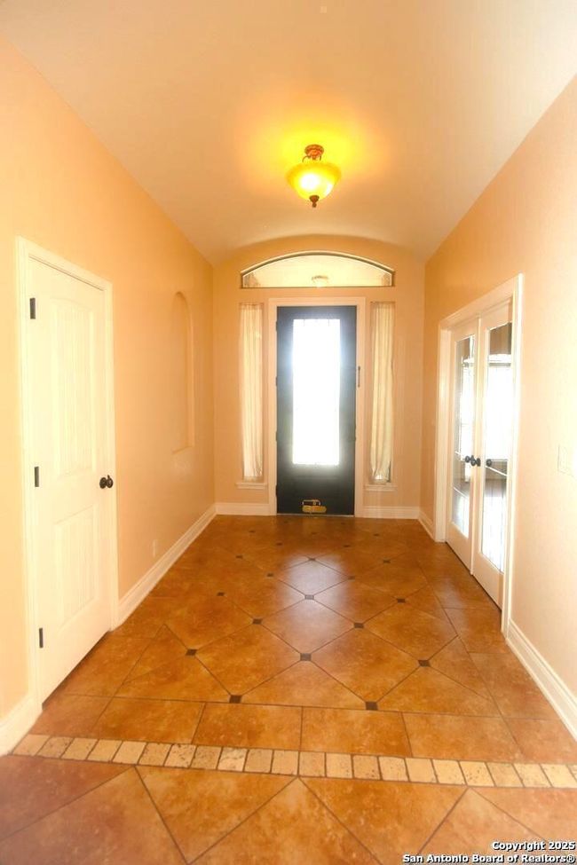 12709 Sherlock Ln, House other with 4 bedrooms, 3 bathrooms and null parking in Schertz TX | Image 9