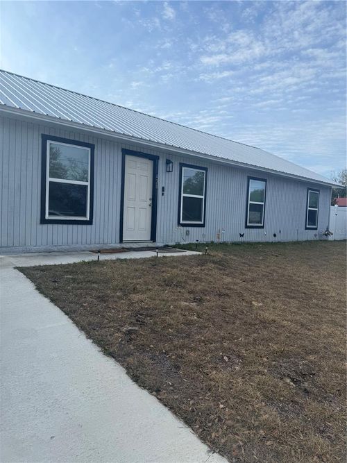 428 Four Seasons Ave, Mascotte, FL, 34753-9514 | Card Image