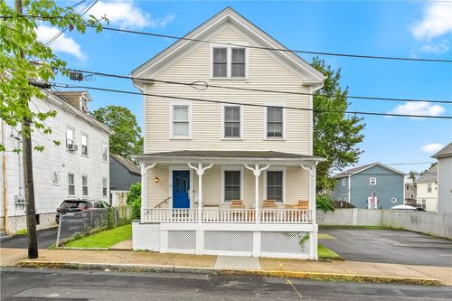 13 Dean Ave, Newport, RI, 02840-3405 | Card Image
