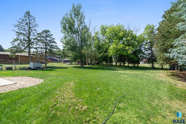 2013 E Sylvan Cir, House other with 4 bedrooms, 2 bathrooms and null parking in Brandon SD | Image 40