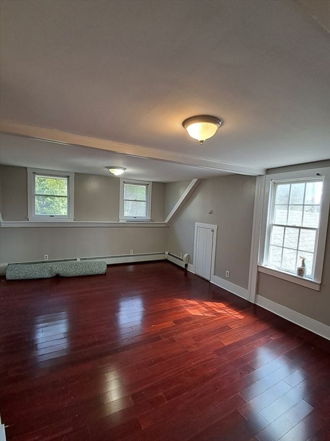 27 Hill St, House other with 3 bedrooms, 2 bathrooms and 4 parking in Raynham MA | Image 16