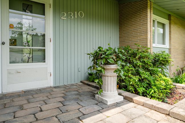 2310 Riverbend Dr, House other with 3 bedrooms, 4 bathrooms and null parking in Benton Harbor MI | Image 5