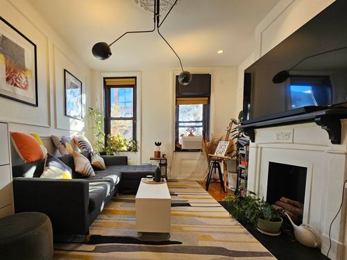 apt-3l-372 2nd St, Jersey City, NJ, 07302-2642 | Card Image