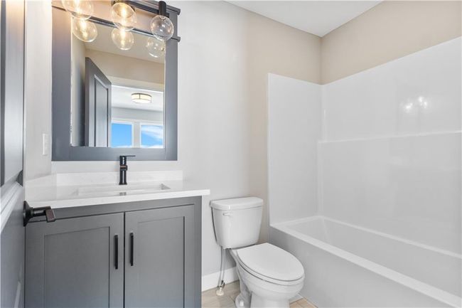 Photo is from a similar model. | Image 22