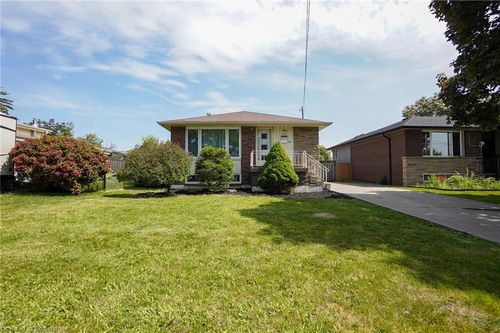 29 Cameo Ave, Hamilton, ON, L8V2H2 | Card Image