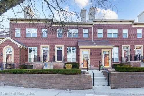 2851 Biddle Ave, Wyandotte, MI, 48192-5211 | Card Image