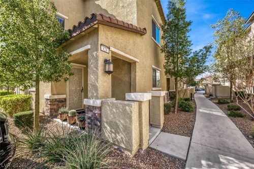 828 Grand Country Avenue, North Las Vegas, NV, 89086 | Card Image