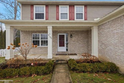 9105 Timbercrest Ln, Whitmore Lake, MI, 48189-8207 | Card Image