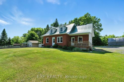 7800 Highway 34, Vankleek Hill, ON, K0B1R0 | Card Image