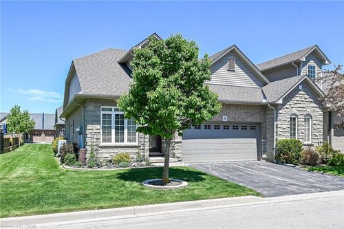 9 Grovetree Trail, Hamilton, ON, L9B0B9 | Card Image