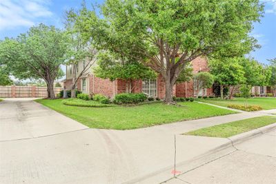 7612 Pendleton Street, House other with 5 bedrooms, 4 bathrooms and null parking in Dallas TX | Image 3