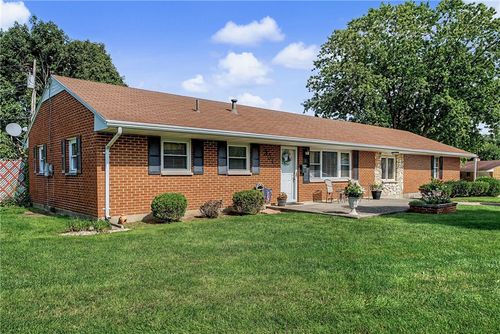 301 Carol Ln, Union, OH, 45322-3321 | Card Image