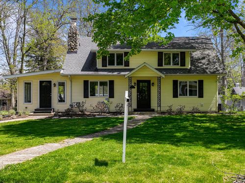 821 Van Slyke Drive, Fontana, WI, 53125 | Card Image