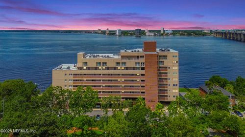 1592 Le Baron Ave, Jacksonville, FL, 32207-8481 | Card Image