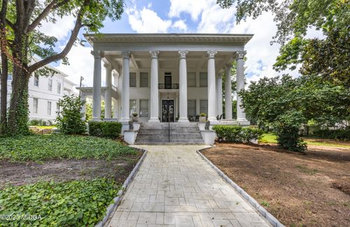 195 College St, Macon, GA, 31201-7279 | Card Image